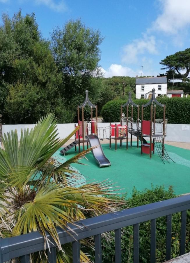 Hakuna Matata Holiday Home New Quay Exterior foto
